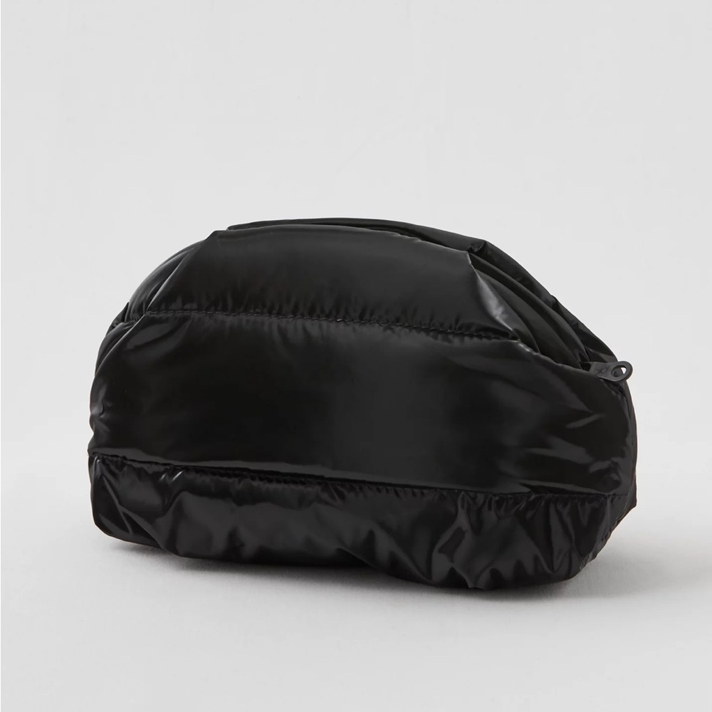OFFLINE By Aerie Puff Love Pouch NWT